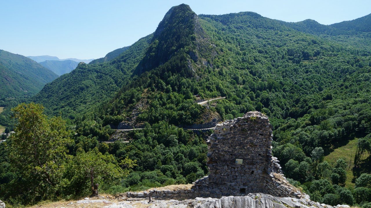 Montréal-de-Sos / Chateau & Grotten / Ariège | by Digital Culture
