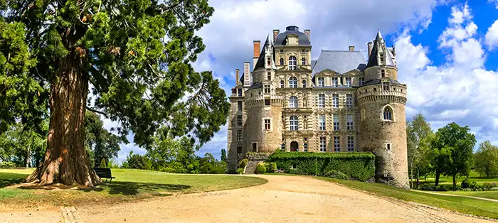Les châteaux de la Loire : un voyage dans le temps et la splendeur
